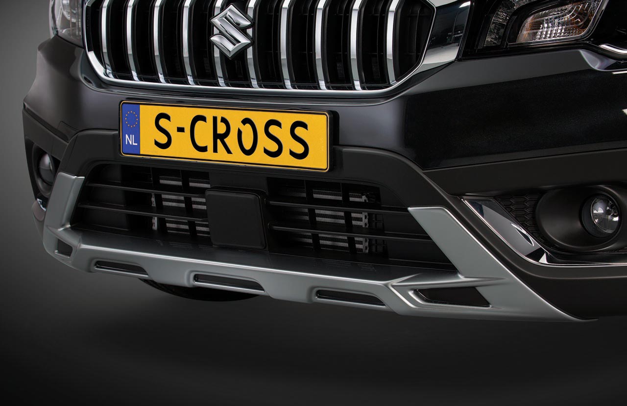 Op ieder model levert Suzuki tijdelijk een extra ruig aangeklede Rhino versie.