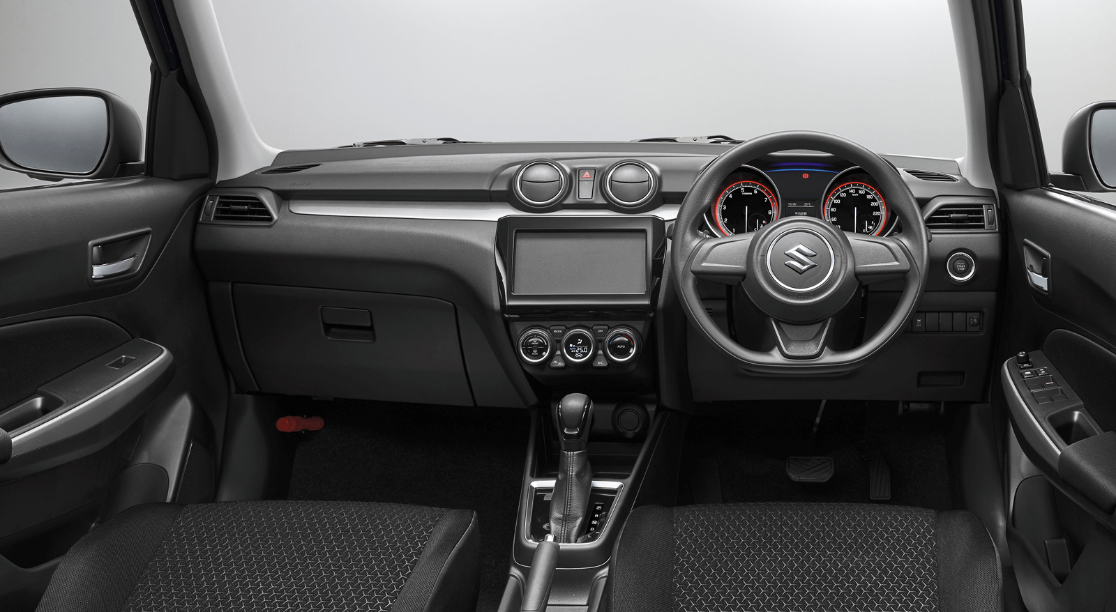 In Japan heeft Suzuki het doek getrokken van de nieuwe generatie Suzuki Swift. Het is nog de Japanse versie, maar de Europese zal daar niet veel van afwijken.