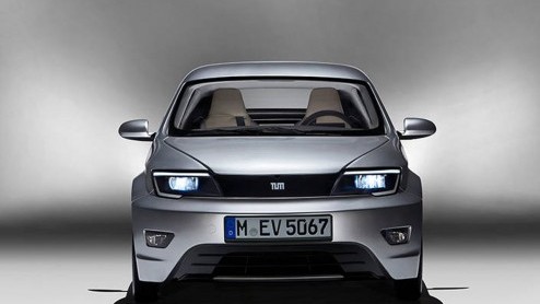 De Technische Universiteit Mnchen heeft een studiemodel gebouwd naar een elektrische auto. Zo op het eerste gezicht heeft de Visio.M. wel iets weg van de BMW i3.