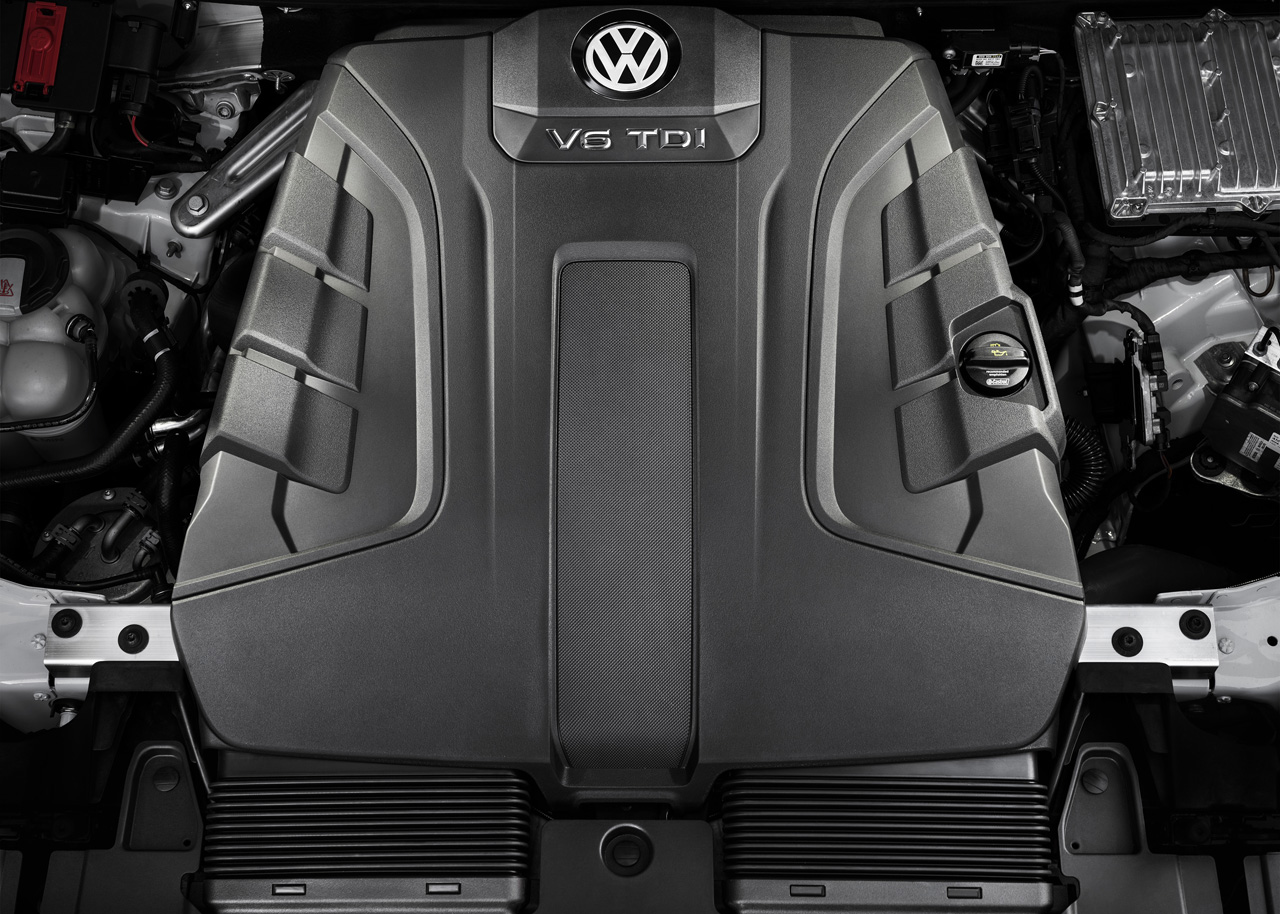 Volkswagen maakt de nieuwe Touareg met vierwielbesturing extra wendbaar en stabiel.