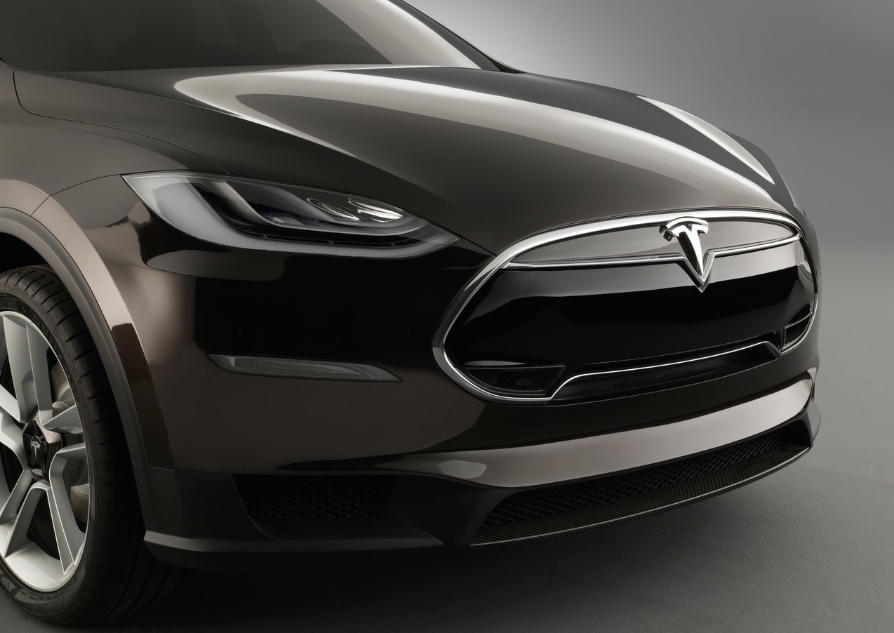Tesla Model III moet als sedan en crossover op de markt komen. In 2020 verwacht het merk meer dan een miljoen auto's op de weg te hebben.