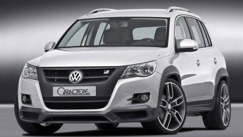 We kunnen de Volkswagen Tiguan geen saaie midi-SUV noemen, maar zeker is wel dat de Caractere bodykit voor deze Duitser er ineens een heel andere verschijning van maakt.