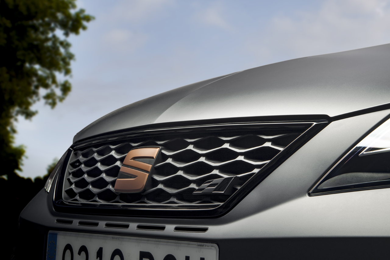 Seat brengt de absolute topversie van de Leon, de Cupra R.