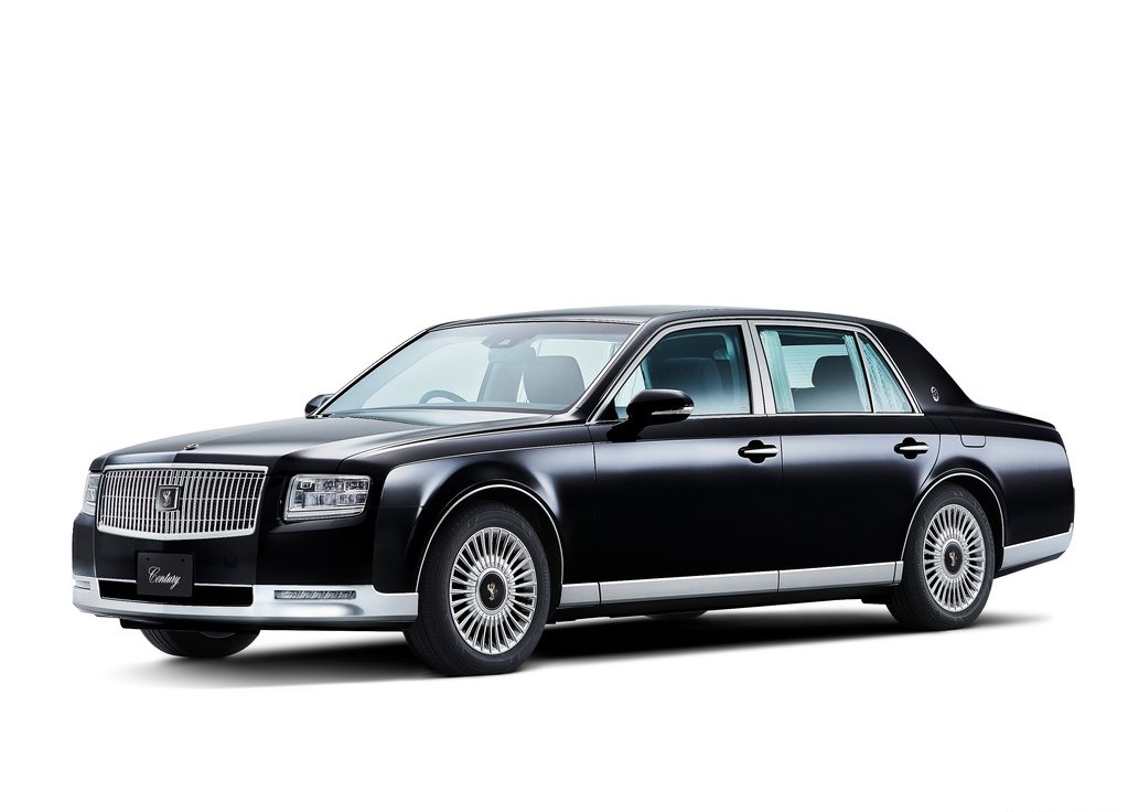 De Toyota Century mag dan het absolute topmodel zijn van het merk, het is waarschijnlijk ook de meest conservatieve auto die tot voor kort nieuw te koop was. Nu is er eindelijk een volledig nieuwe.