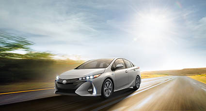 Na de nieuwe Toyota Prius is eind 2016 ook de Prius Plug-in Hybrid aan zet. Hij maakt furore met zijn Solar Roof voor zonne-energie, 15% bijtelling, laag praktijkverbruik en milieu-investeringsaftrek.