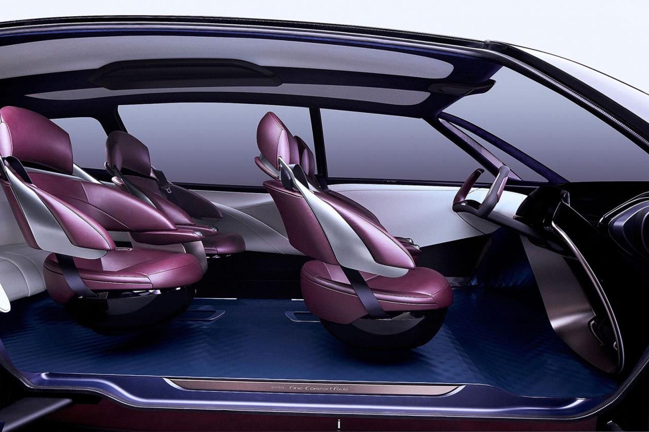 Toyota laat volgende week op de Tokyo Motorshow een concept zien van een grote, ruime auto met een brandstofcel, de Fine-Comfort Ride Concept.