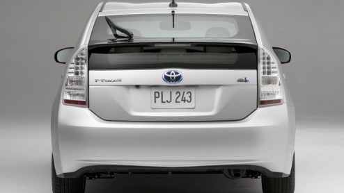 We hebben er even op moeten wachten, maar zuinigheids- en bijtellingsgoeroe Toyota Prius is helemaal uit de doeken. Hij kreeg geen groeistuipen maar werd wel krachtiger en zuiniger.
