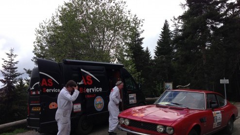 Het team van Bas Autoservice is tijdens Tulpenrallye 2014 wederom het onderhoudsteam voor pechhulp en reparaties.