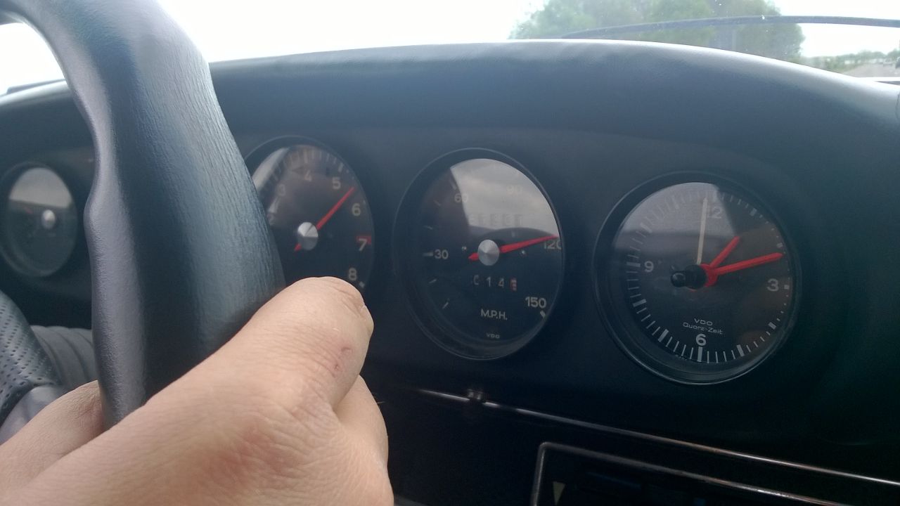 De start van de Tulpenrallye 2015 in Saint-Vincent vindt voor team AutoVandaag plaats om 10:44 uur.
