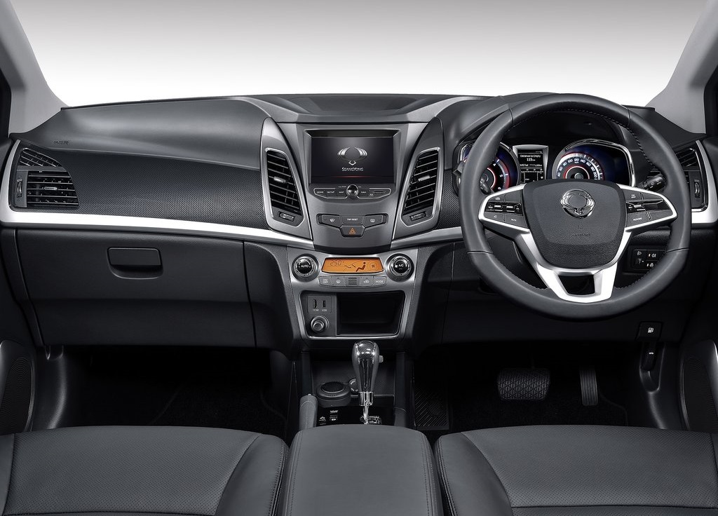 SsangYong voorziet de Korando voor de tweede keer van een facelift. De auto krijgt een nieuw front aangemeten en het uitrustingsaanbod wordt herzien.