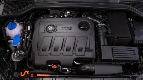 Autotest Skoda Yeti 1.6 TDI en 1.4 TSI Outdoor. De vernieuwde Yeti heeft twee gezichten gekregen en is nog iets luxer en slimmer ingericht.