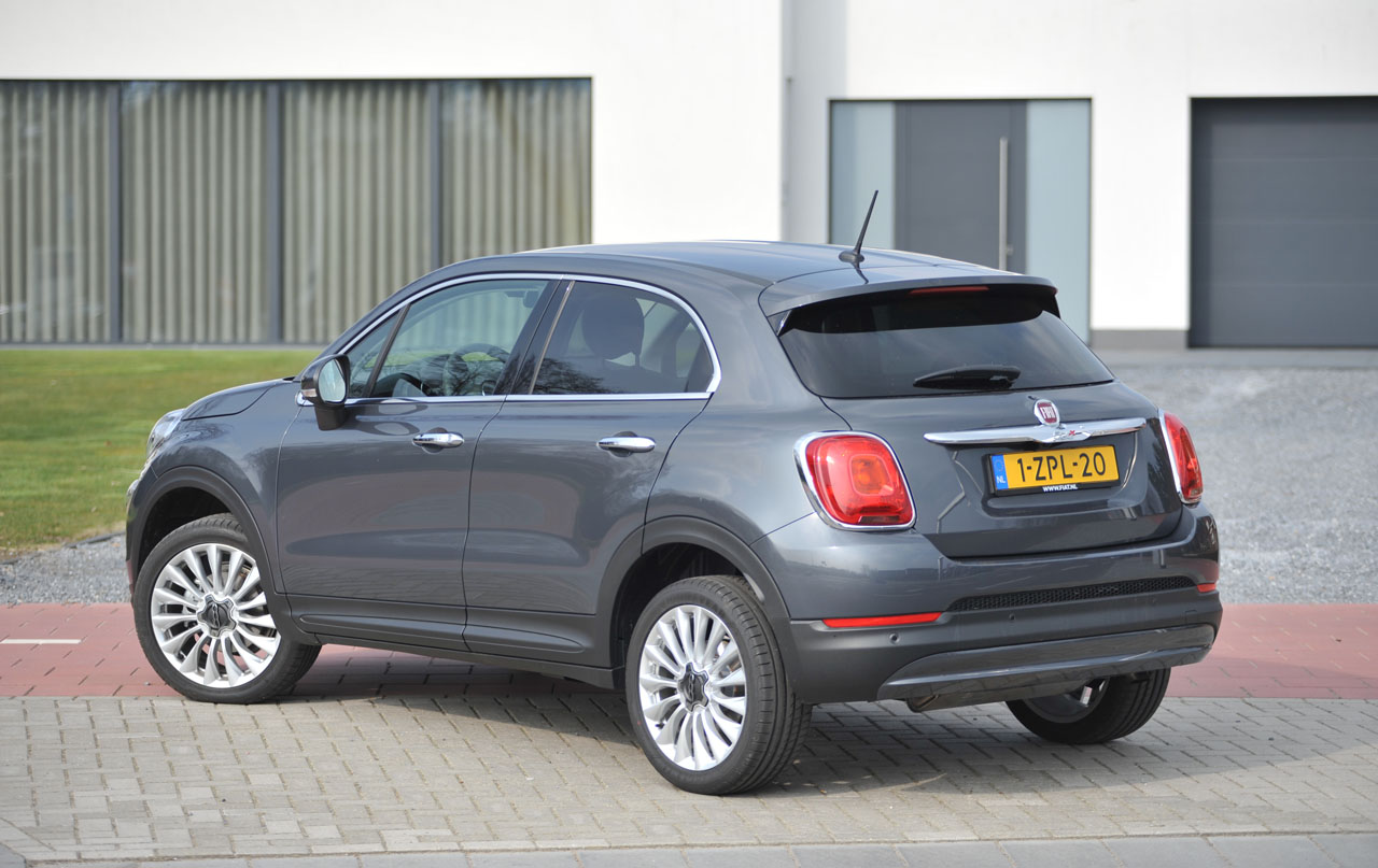 Fiat levert de 1.6 liter diesel in de 500X voortaan ook met een DCT automaat met dubbele koppeling.