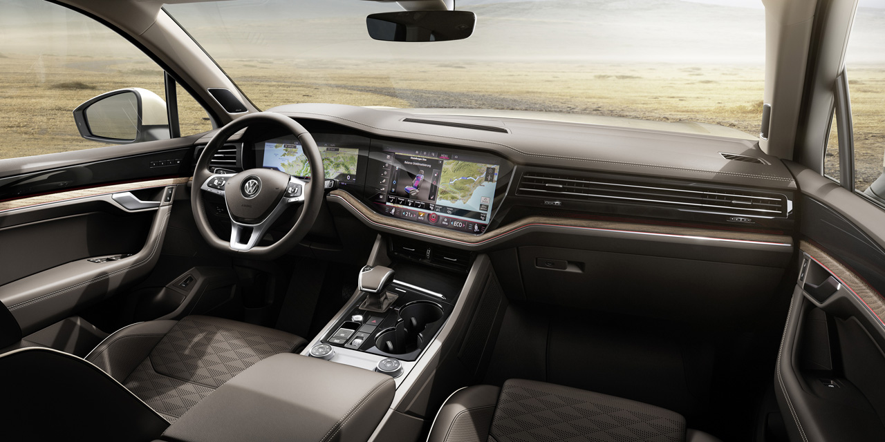De vanafprijs van de nieuwe Volkswagen Touareg is net als de uitstraling van de auto zelf: stevig.