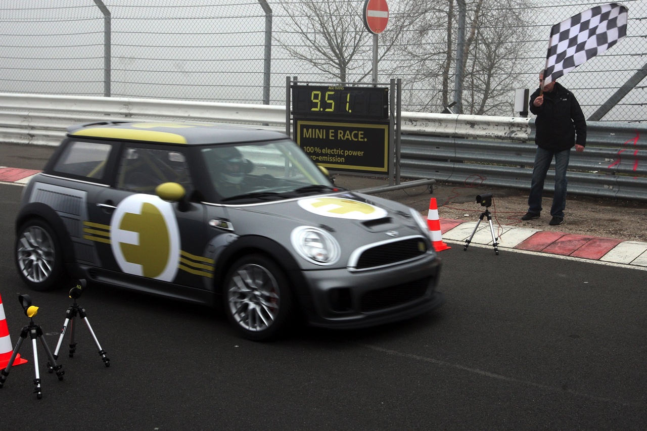 MINI komt in 2019 met een elektrische MINI als opvolger van de MINI E die in 2009 slechts beperkt is geintroduceerd.