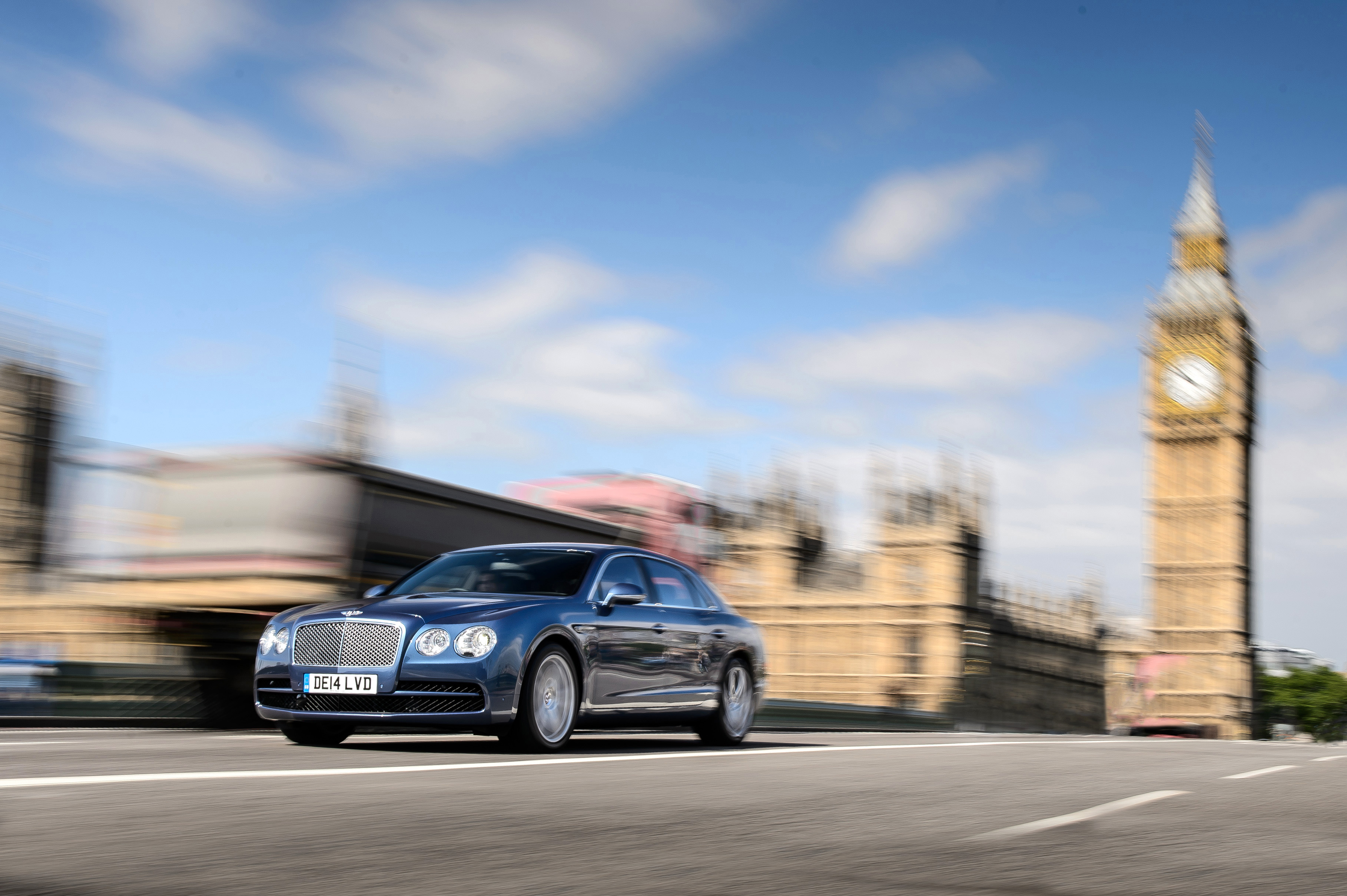 Bentley verkooprecord in 2014 met 11.020 auto's.