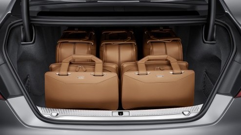 Prijzen en uitrusting vernieuwde Audi A8 bekend gemaakt. Levering start in november.