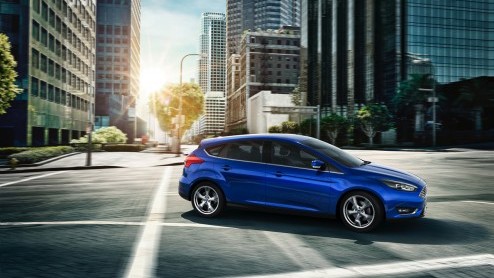 Ford Focus facelift 2014 is een feit. Ford vernieuwde de Focus en gaf de auto een vernieuwd interieur, nieuwe motoren, meer luxe en nieuwe veiligheidssystemen.