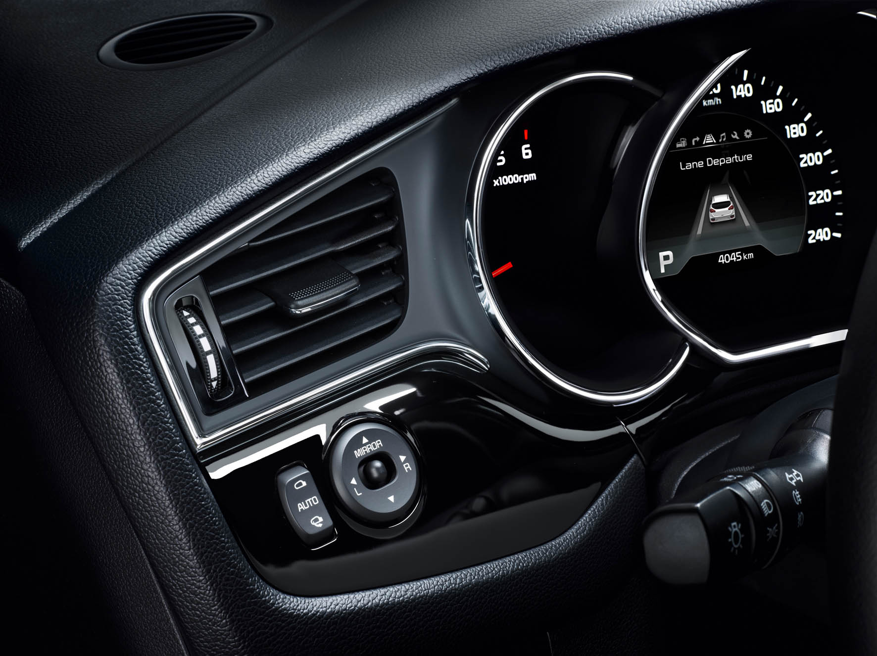 De vernieuwde Kia cee'd staat nu in de showroom en komt in september op de markt als GT-Line en 1.0 T-GDI.