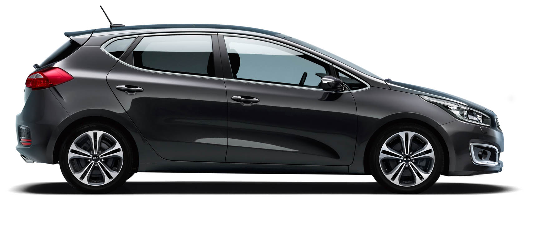 De vernieuwde Kia cee'd staat nu in de showroom en komt in september op de markt als GT-Line en 1.0 T-GDI.
