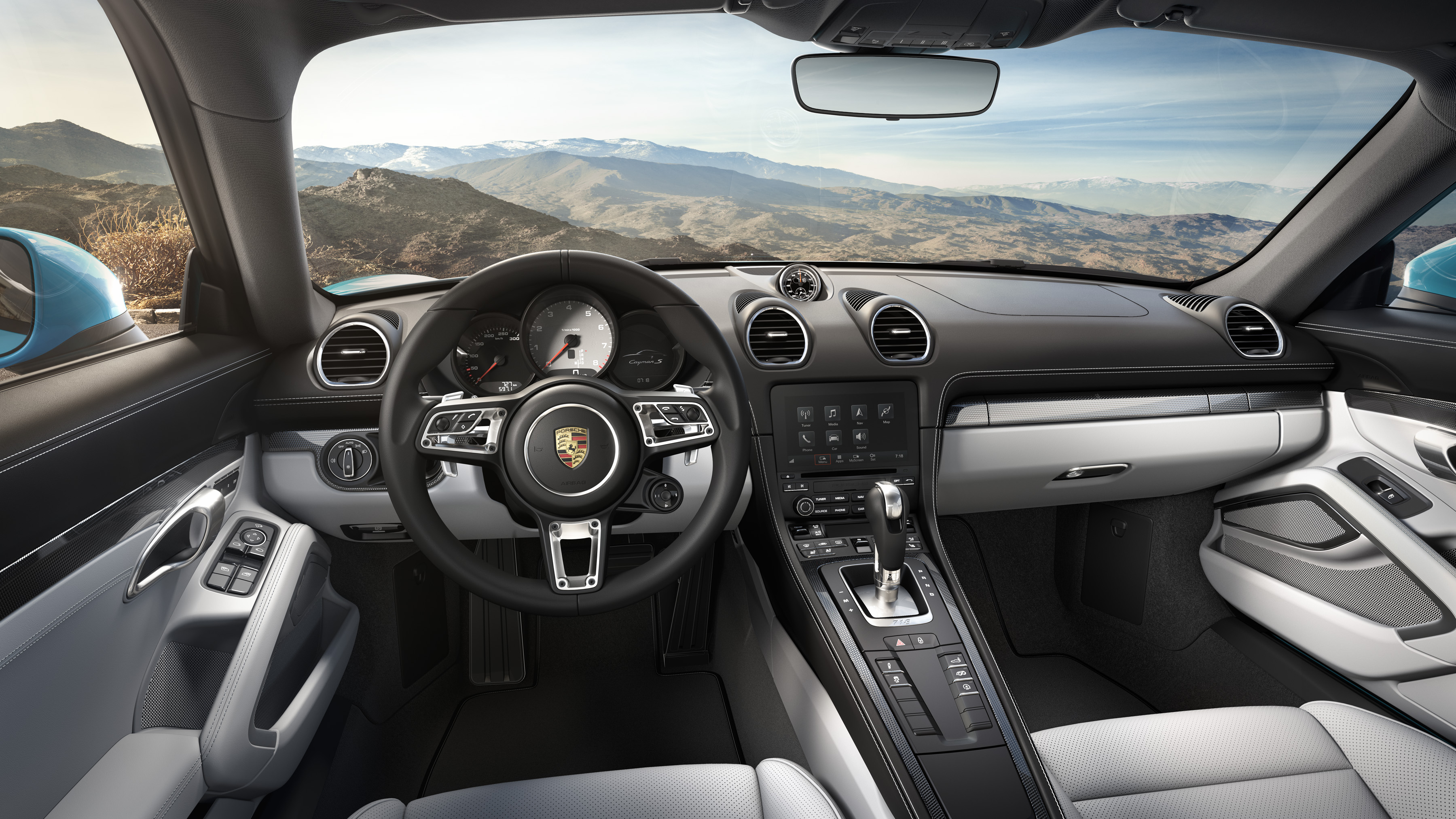 Porsche 718 Cayman facelift een feit. De grondige update brengt nieuwe looks, verbeterd rijgedrag en nieuwe viercilindermotoren.