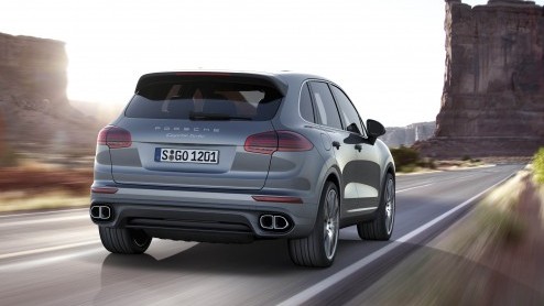 Hij zat eraan te komen, de facelift voor de Porsche Cayenne.. Ook als S-E Hybrid plug-in hybride