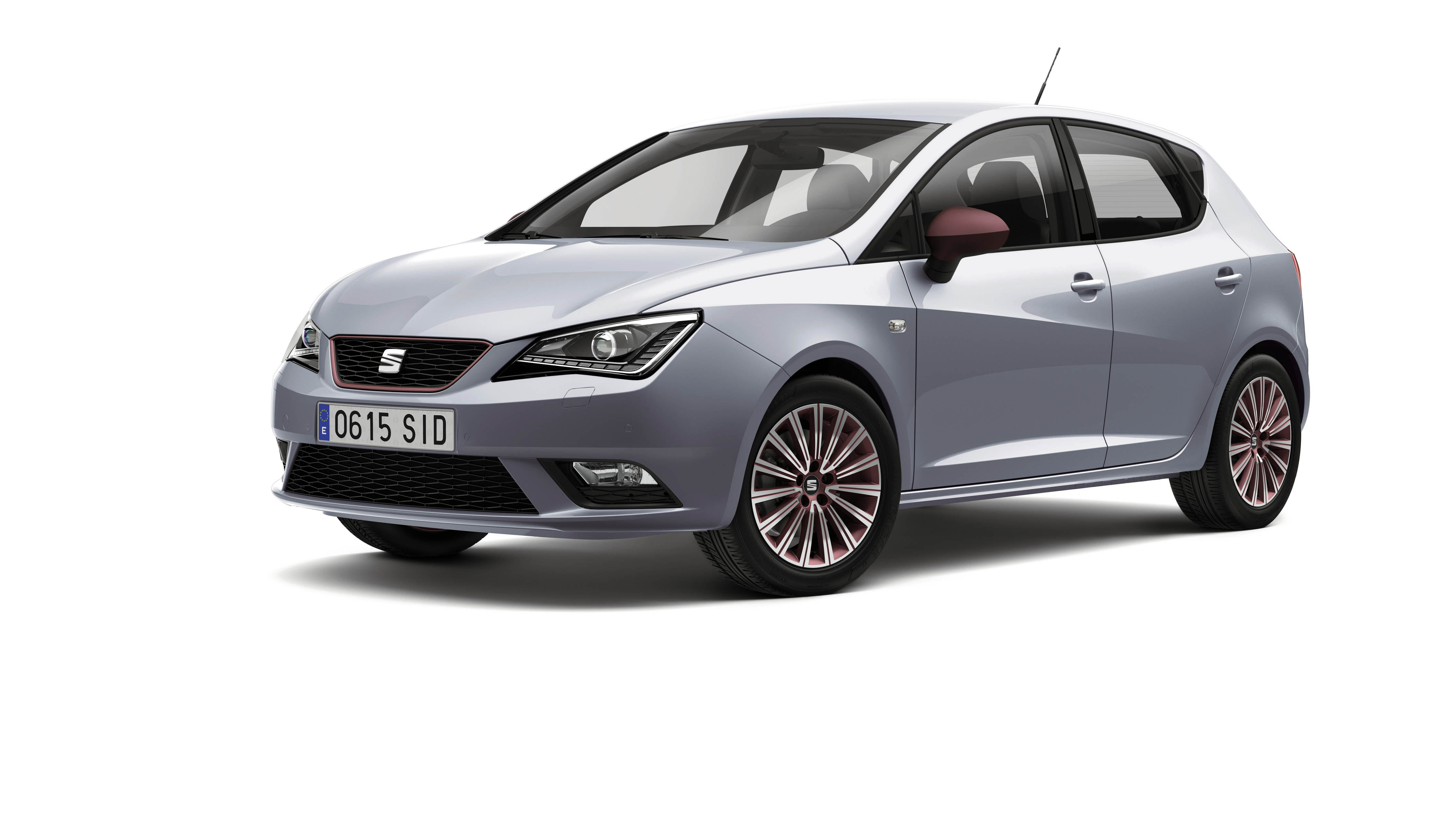 Nieuwe Seat Ibiza prijzen vanaf 12.950 euro voor de 1.0 MPI en 13.950 euro met de 1.0 TSI. Speciale aandacht krijgen de Style Connect en FR Connect uitvoeringen.
