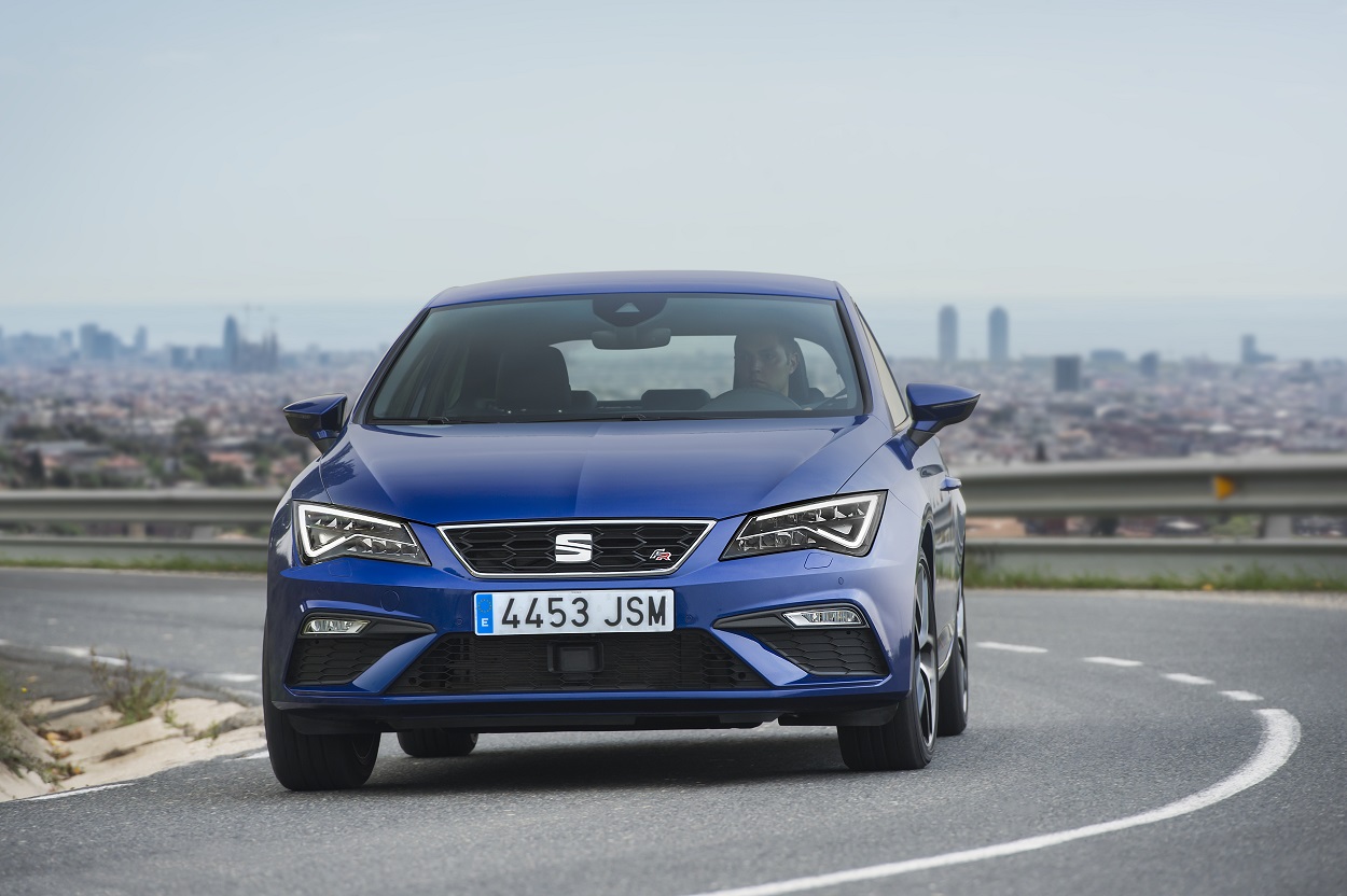 De driedeursvariant en de Cupra-modellen van de vernieuwde SEAT Leon zijn nu ook van een prijskaartje voorzien. De driedeurs is er vanaf 31.150 euro.