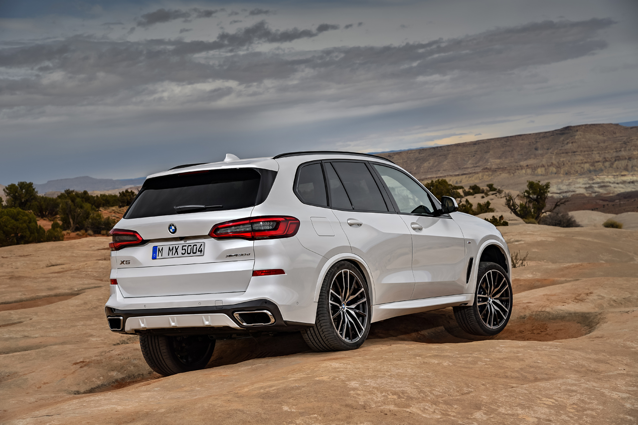 BMW trekt nu al het doek van de vierde generatie X5.