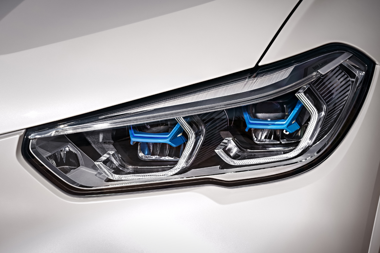 BMW trekt nu al het doek van de vierde generatie X5.