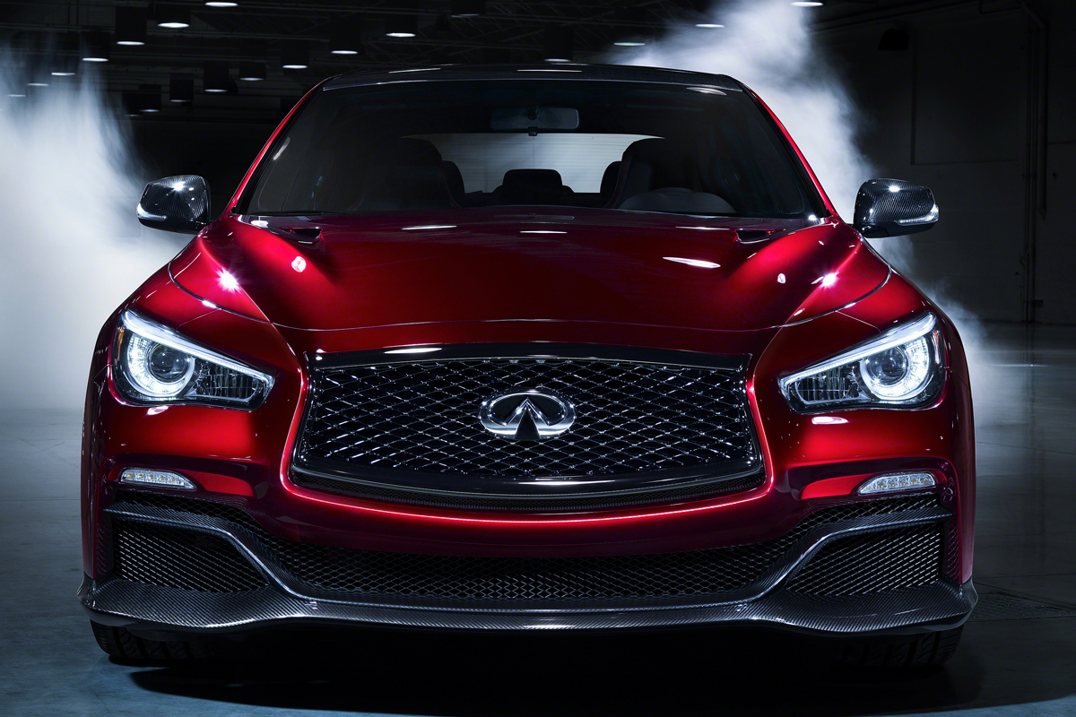 Infiniti neemt extra sportieve Q50 mee naar de AutoRAI. Hebben ze soms de Q50 Eau Rouge in gedachten?