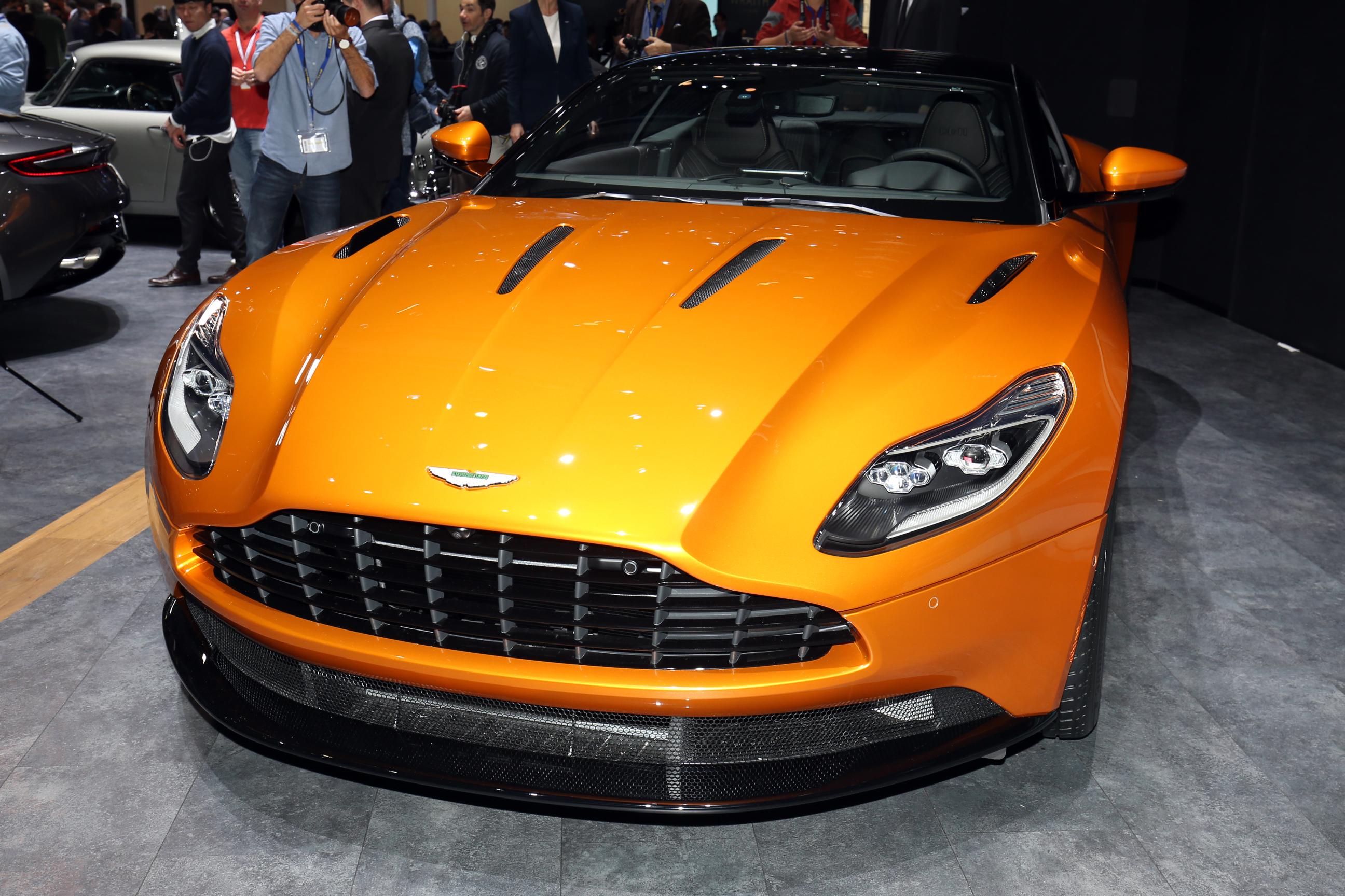 De belangrijkste, lichtste en meest dynamische Aston Martin ooit is de nieuwe DB11.