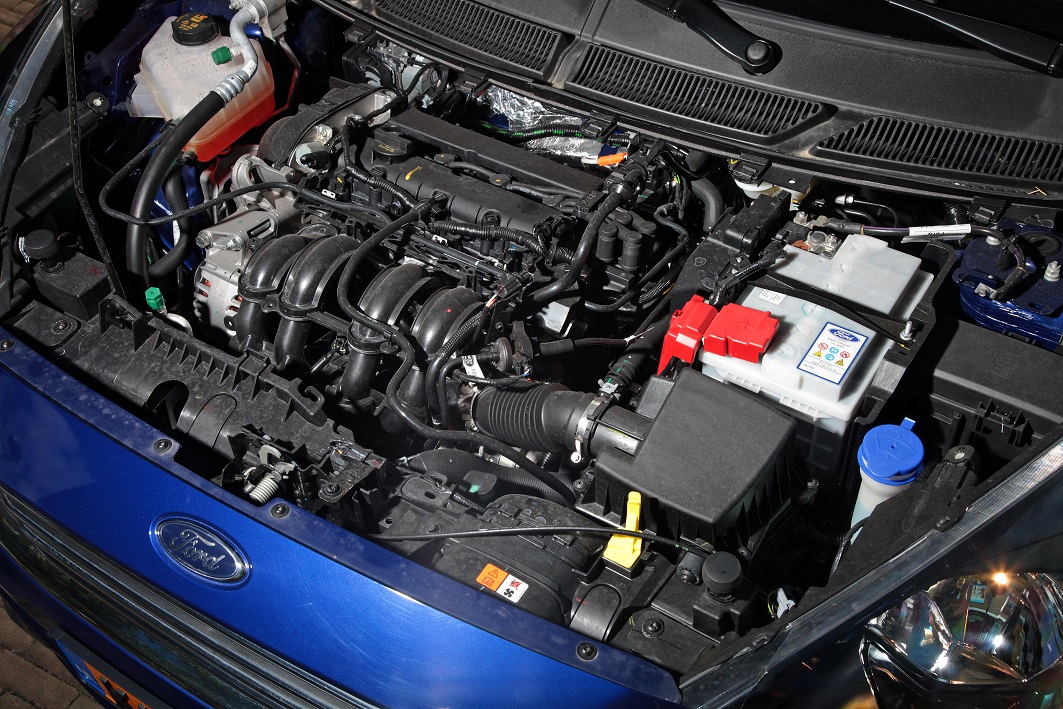 AutoVandaag deed een rijtest met de nieuwe Ford Ka+ Trend Ultimate 85 pk. De auto vormt een budgetmodel onder de even grote Fiesta. Voegt dat wat toe?