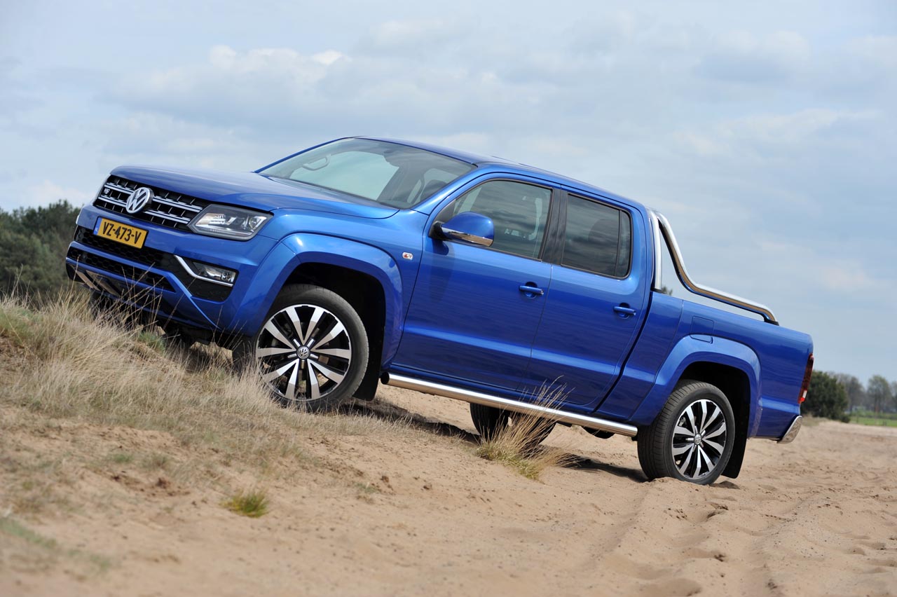 De bestaande Amarok pick-up is door Volkswagen flink aangepakt. De auto beschikt onder meer over een nieuwe V6 dieselmotor die een hernieuwde kennismaking vraagt.