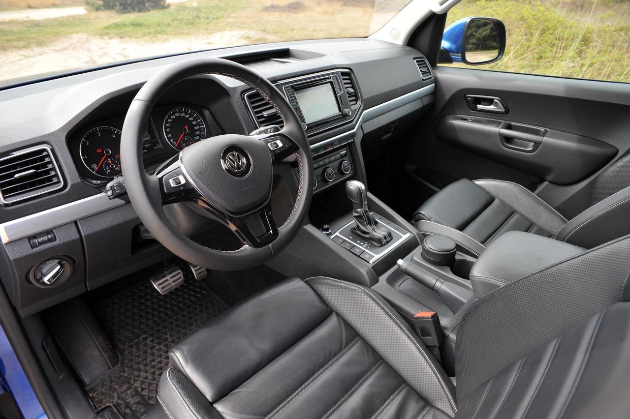 De bestaande Amarok pick-up is door Volkswagen flink aangepakt. De auto beschikt onder meer over een nieuwe V6 dieselmotor die een hernieuwde kennismaking vraagt.