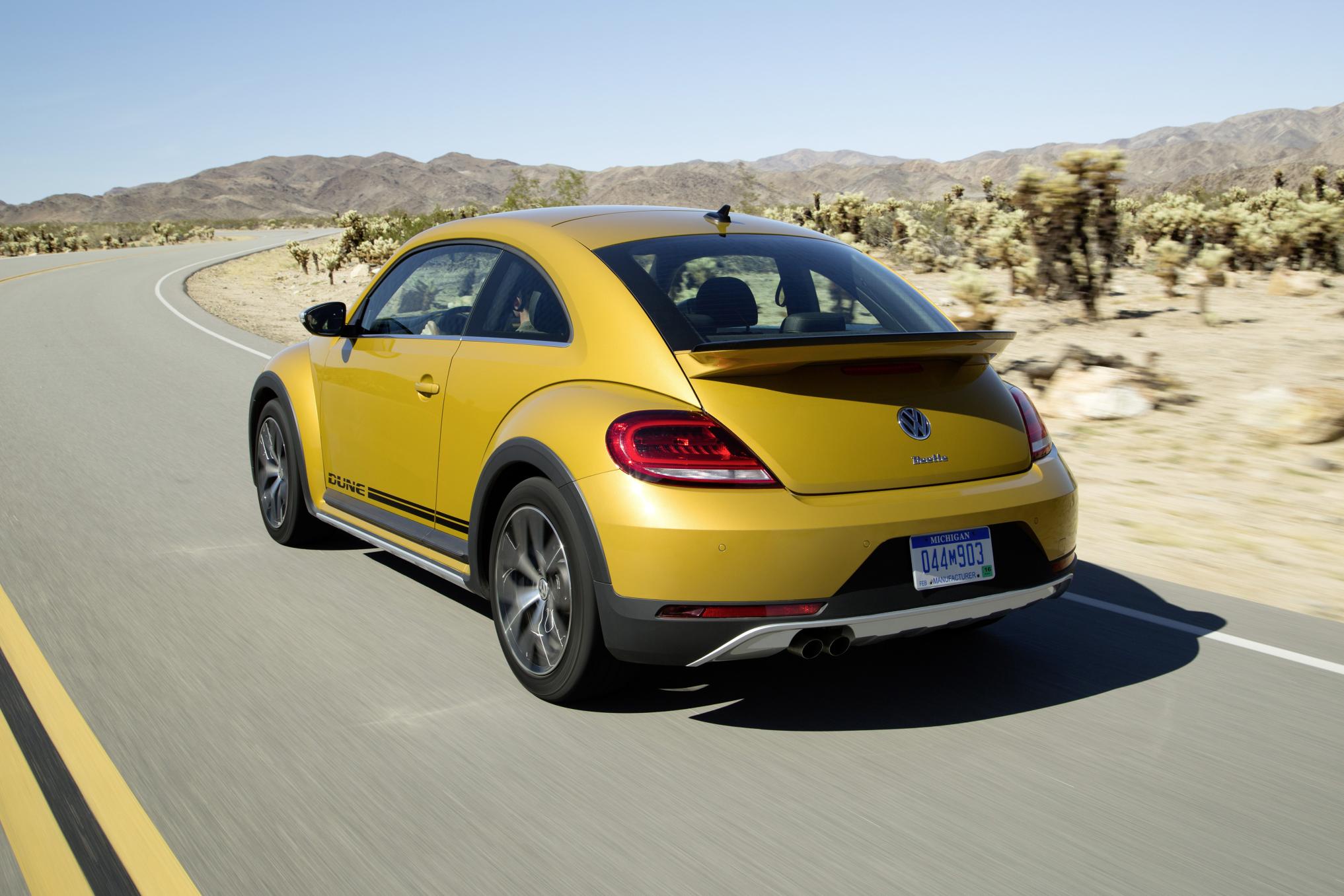 Volkswagen introduceert stoere Beetle Dune, maar de komst naar Nederland is niet zeker.