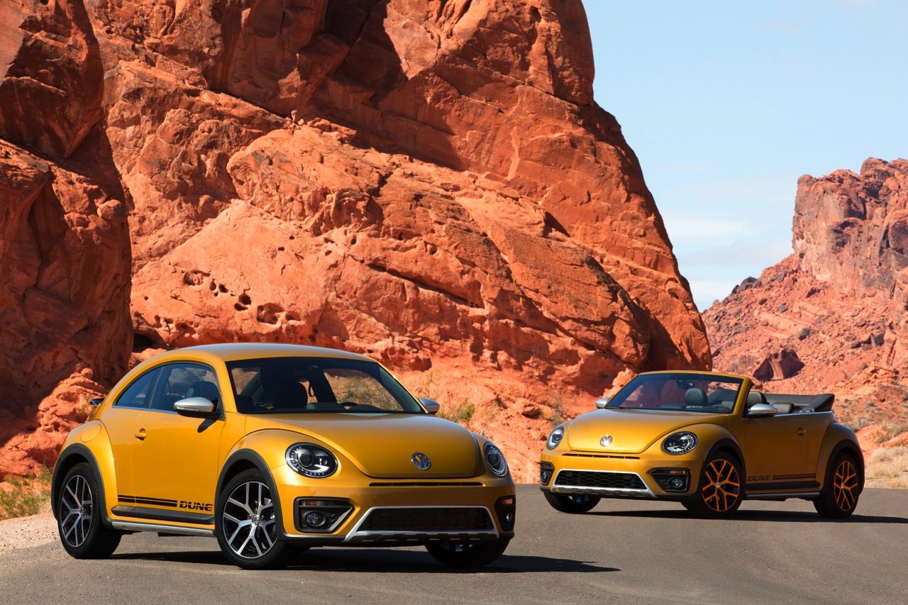 Volkswagen Beetle Dune toch naar Nederland. Het is een extra stoere uitvoering met verhoogde rijhoogte.