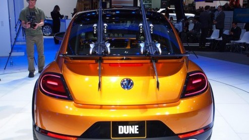 De Volkswagen Beetle Dune, die op de Autoshow van Detroit schittert, is volgens zijn makers vrijwel productieklaar.