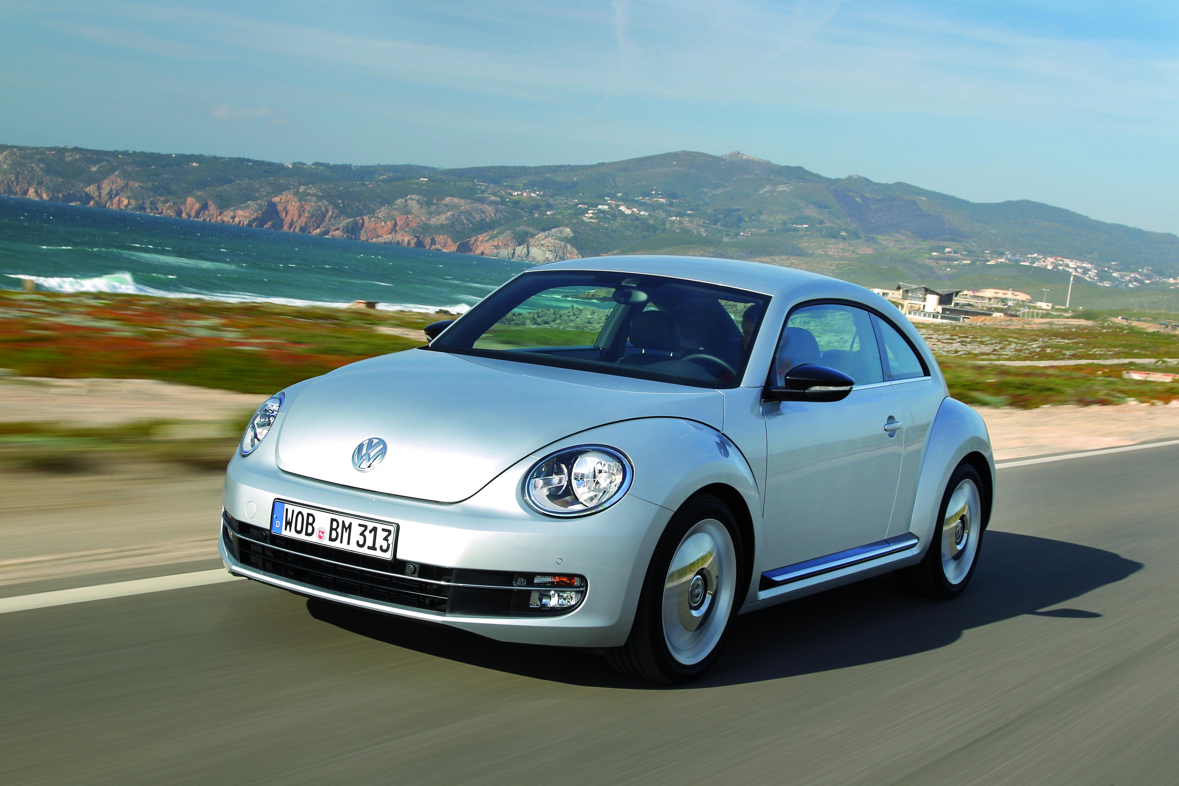 Volkswagen introduceert Exclusive Series voor de Beetle, Golf Cabrio, Sharan en Touareg per 1 februari 2016.