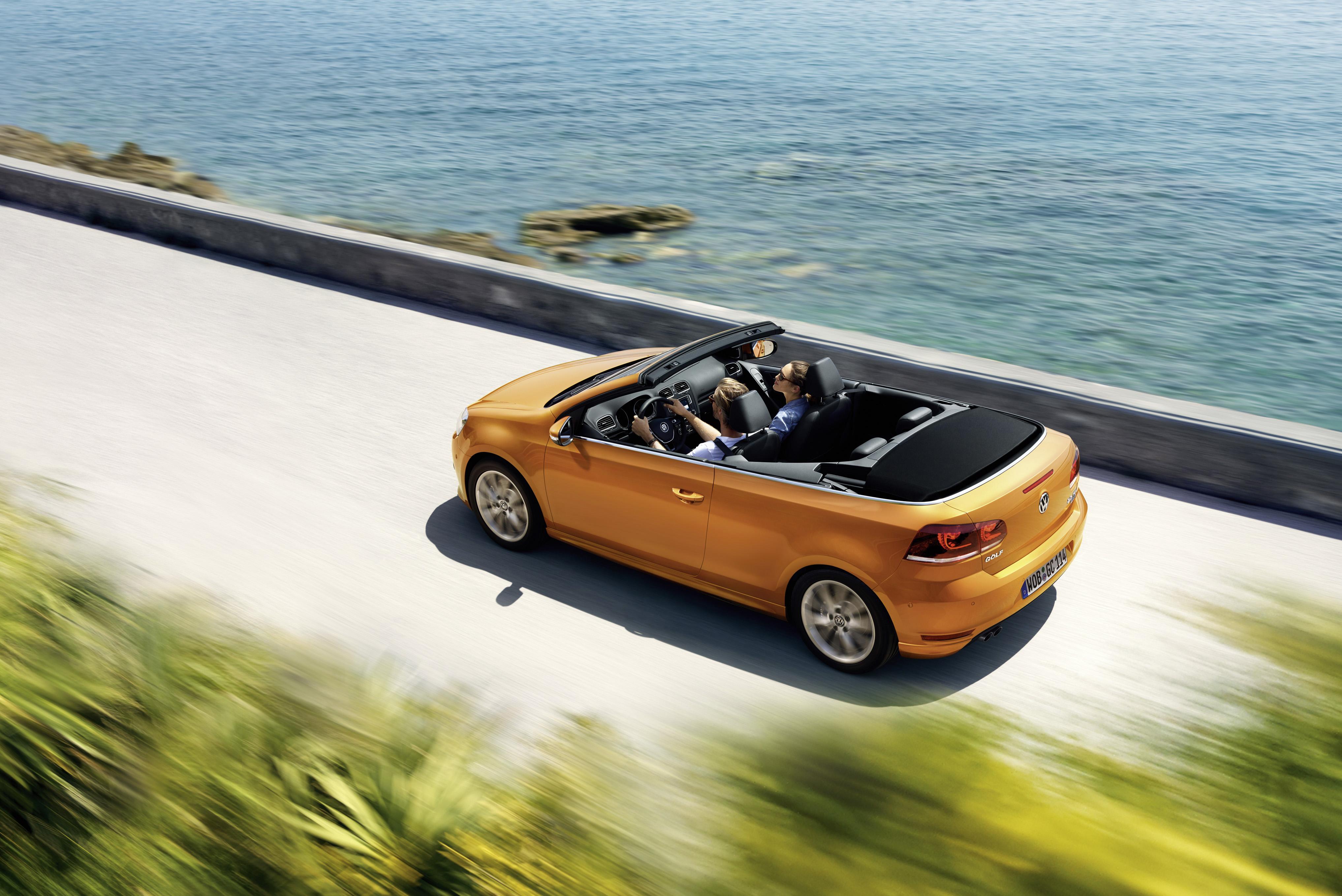 Volkswagen introduceert Exclusive Series voor de Beetle, Golf Cabrio, Sharan en Touareg per 1 februari 2016.