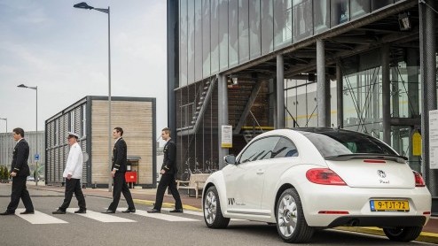 Wat hebben de Volkswagen Beetle en de Beatles met elkaar gemeen? Nou, volgens Volkswagen heel veel. Reden om met een Beetle Beetles Edition te komen.
