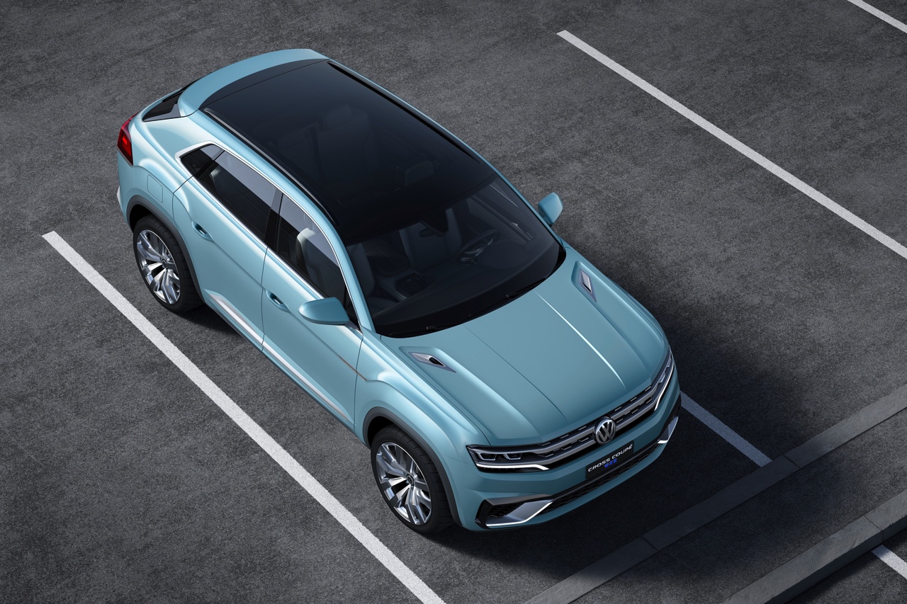 Primeur op NAIAS 2015: Volkswagen Cross Coup GTE is een SUV concept car met V6 plug-in hybride techniek, gebaseerd op het MQB-platform. In 2016 komt het productiemodel op de markt.