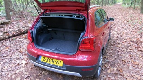 Rijtest vernieuwde Volkswagen CrossPolo 1.2 TSI.