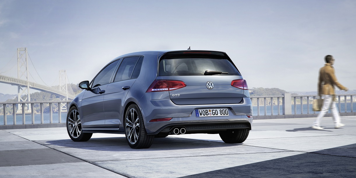 Na de uitgebreide onthulling van de gefacelifte standaard Golf, de GTI en de R-Line, werden vervolgens een voor een ook de overige modellen bijgewerkt. Nu is het de beurt aan de GTD.