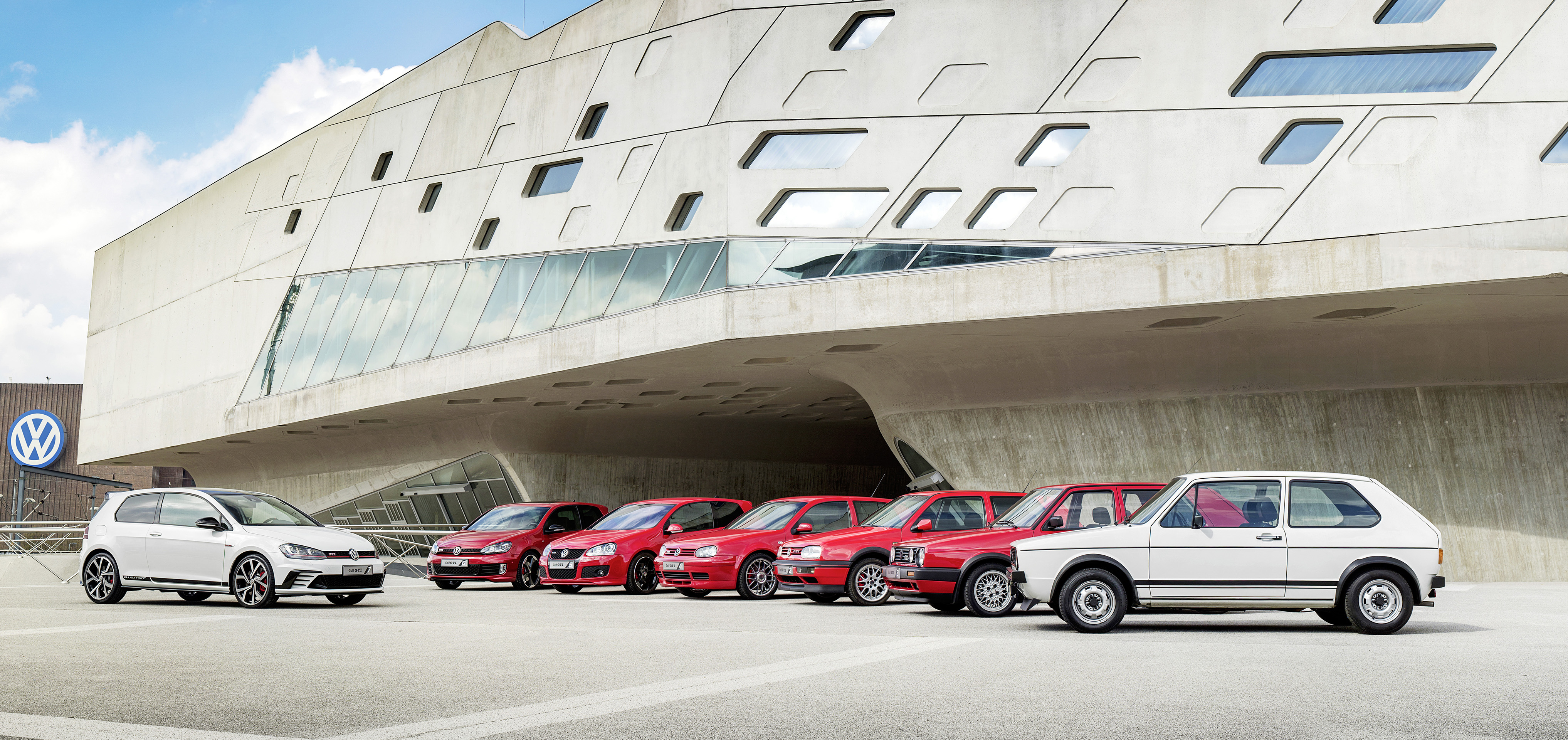 De overtreffende trap van de Golf GTI Clubsport is de GTI Clubsport S met 310 pk. Volkswagen onthult de limited edition tijdens Wrthersee 2016.