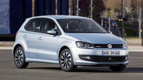 Volkswagen Polo 1.0 TSI BlueMotion met 90 pk en een verbruik van 4,1 l/100km is de zuinigste Polo op benzine. Binnenkort te bestellen en eind dit jaar in de showroom.