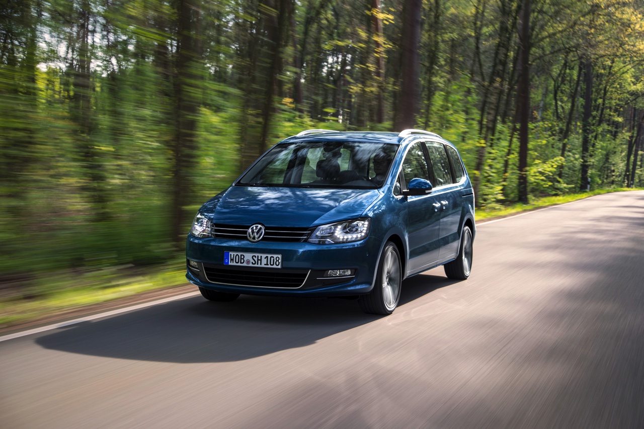 Autotest Volkswagen Sharan, het faceliftmodel is in 2015 subtiel opgefrist met meer uitrusting en nieuwe motoren. We reden de 1.4 TSI en 2.0 TDI.