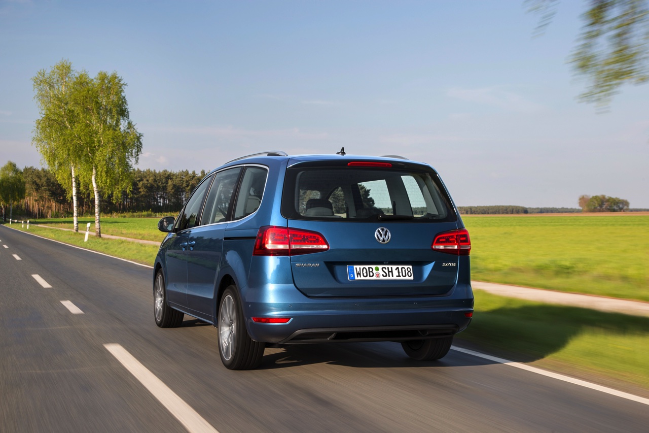 Autotest Volkswagen Sharan, het faceliftmodel is in 2015 subtiel opgefrist met meer uitrusting en nieuwe motoren. We reden de 1.4 TSI en 2.0 TDI.
