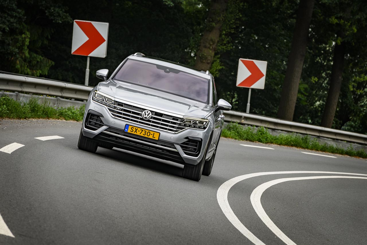 De nieuwe Volkswagen Touareg staat vanaf nu bij de dealer.