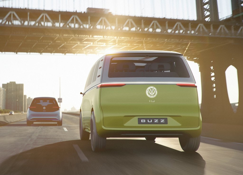 Op de North American International Auto Show in Detroit heeft Volkswagen de tweede I.D.-conceptcar onthuld in de vorm van de I.D. Buzz. Het Volkswagen-busje herleeft!
