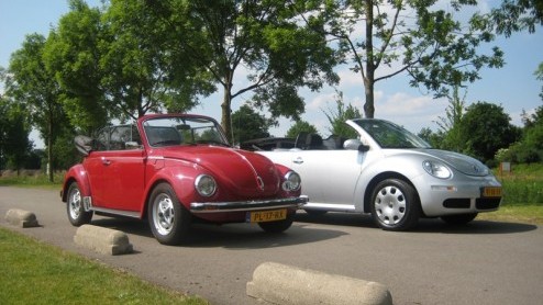 Er is er n jarig, hoera, hoera, dat kun je wel zien... Je zult misschien vreemd opkijken, maar de New Beetle is toch echt aan de beurt. Deze 'nieuwe Kever' van Volkswagen bestaat nu 10 jaar en dat v